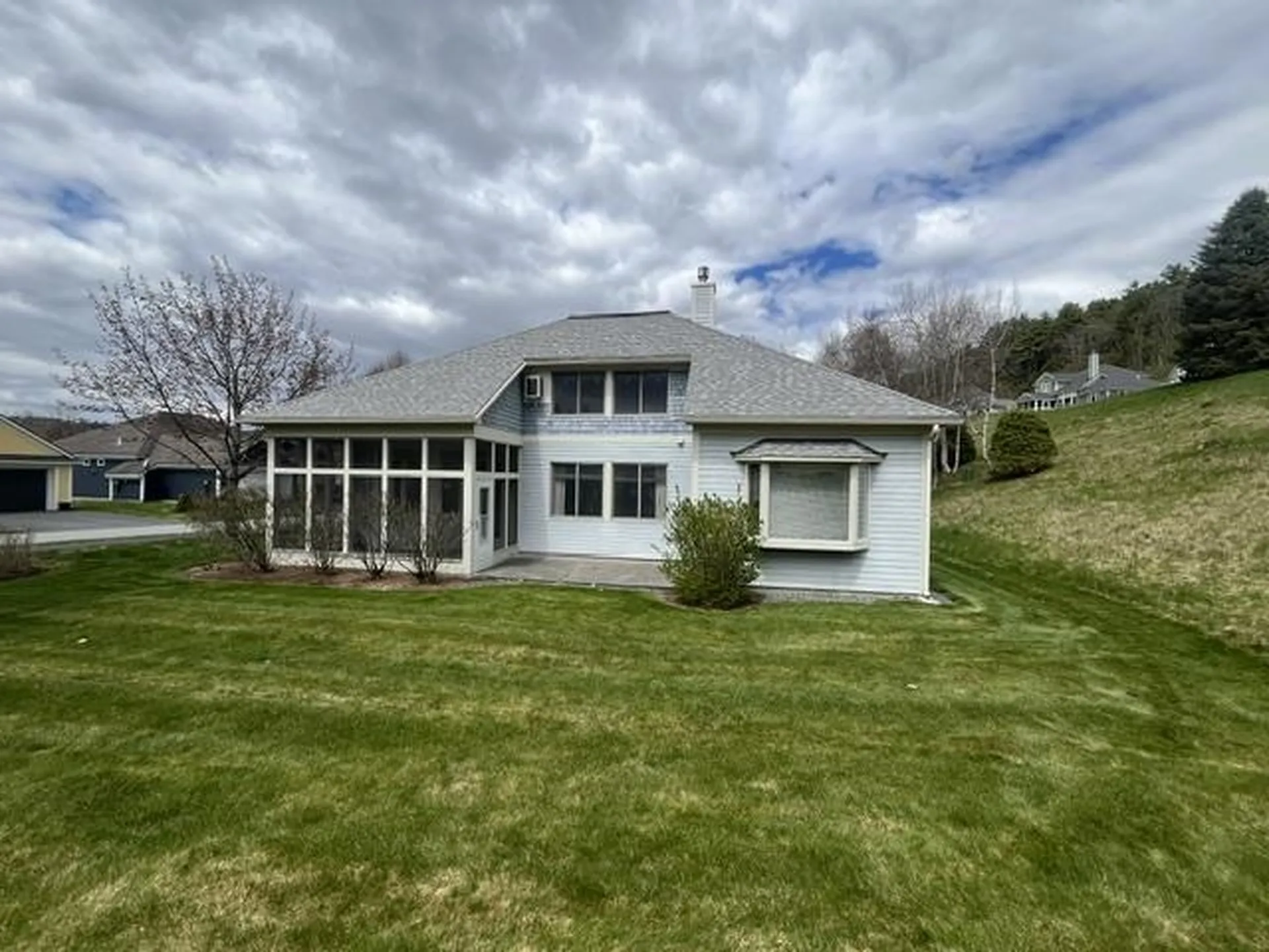 27 Fountain Way Lebanon NH 03784