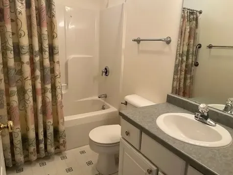 27 Fountain Way Lebanon NH 03784
