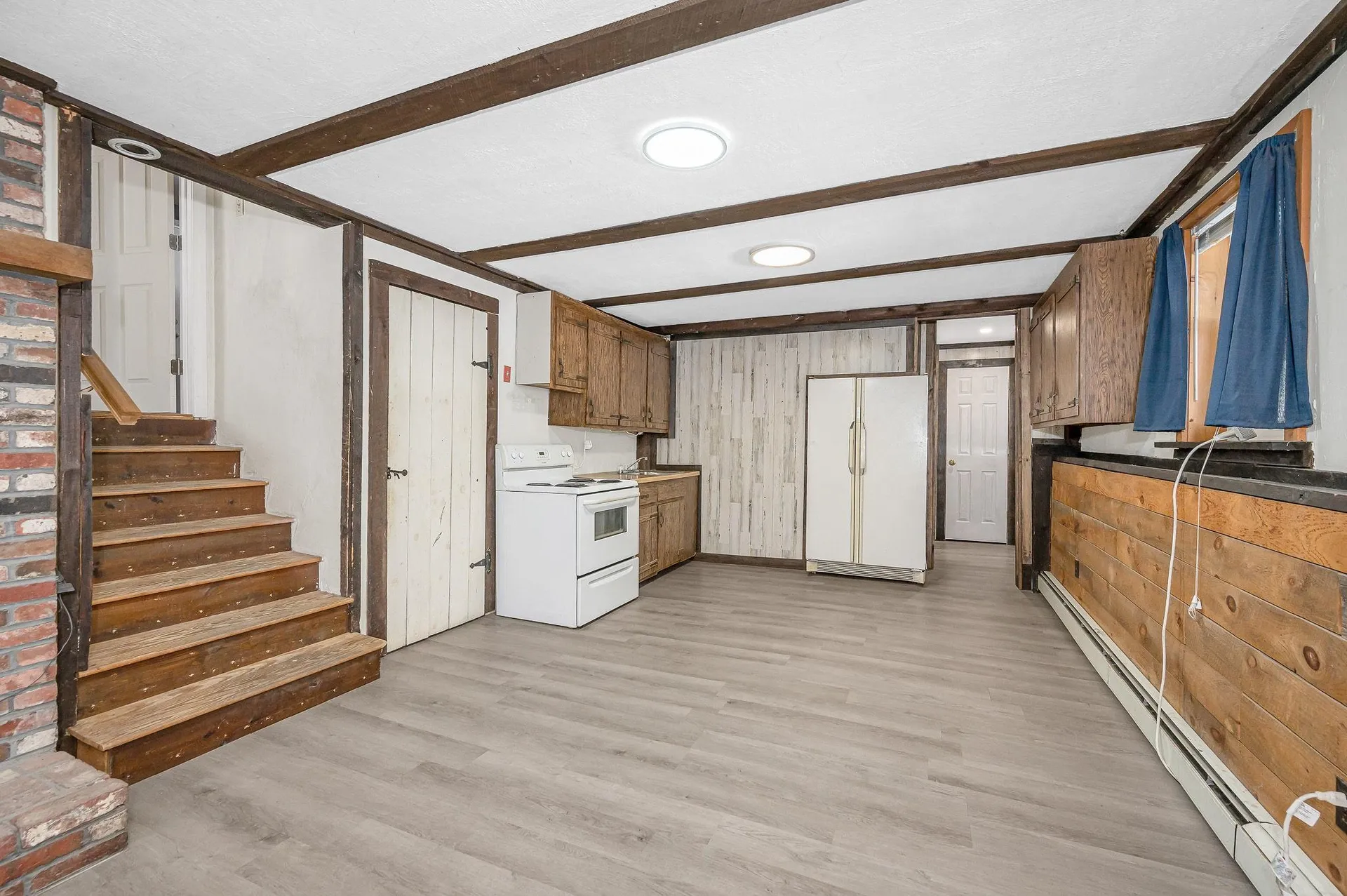 74 Royal Range Road Sandown NH 03873