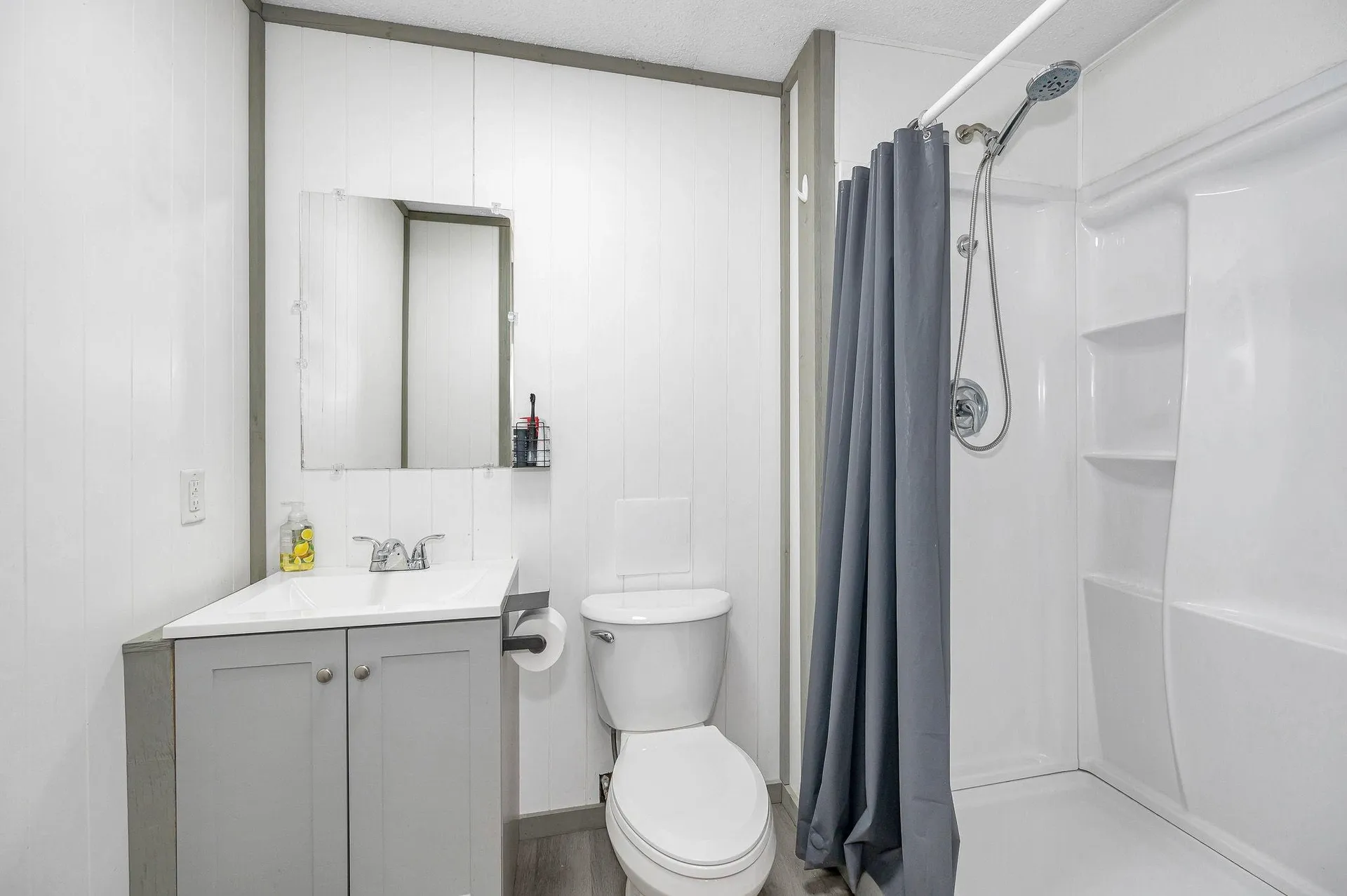 74 Royal Range Road Sandown NH 03873