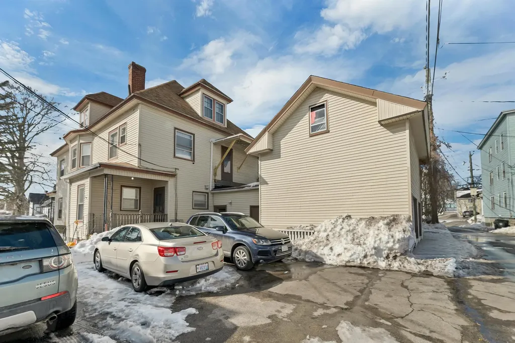 599 Beech Street Manchester NH 03104