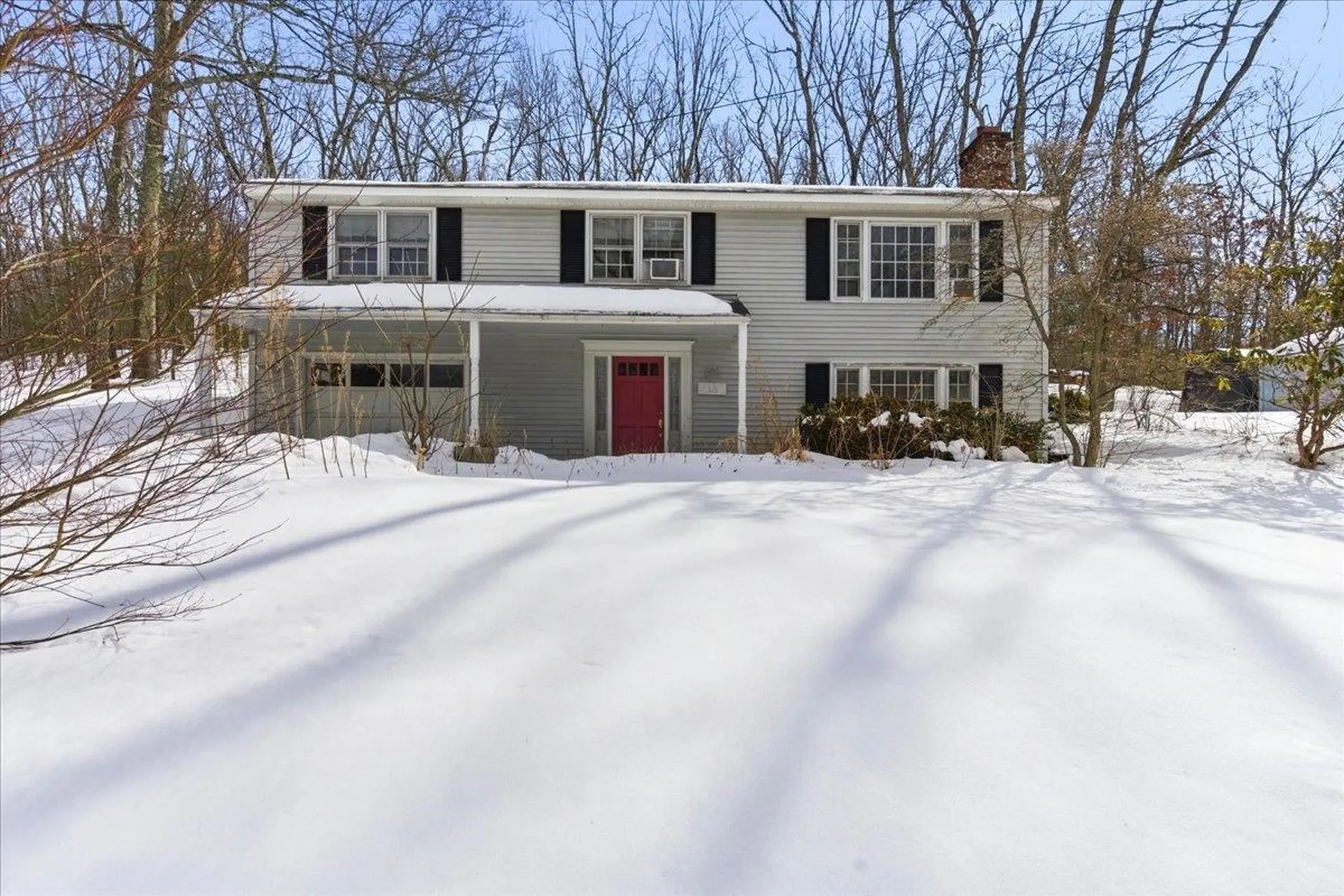 18 Douglas Street Merrimack NH 03054