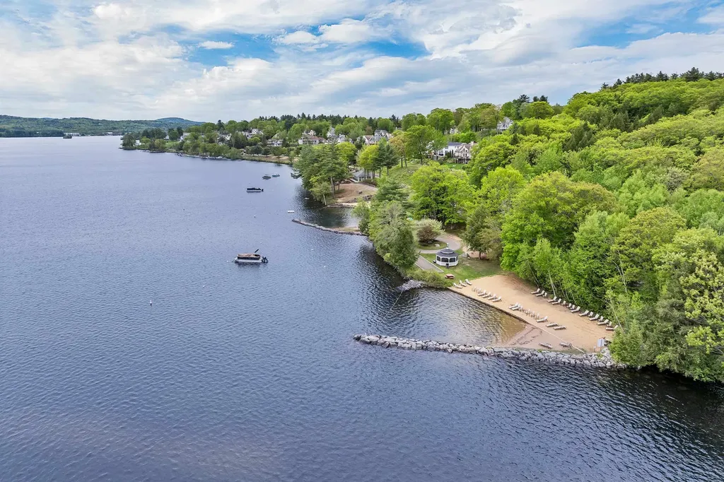 22 Race Point Road Laconia NH 03246