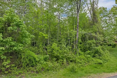 22 Race Point Road Laconia NH 03246