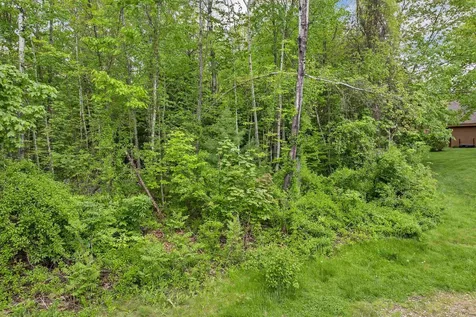 22 Race Point Road Laconia NH 03246