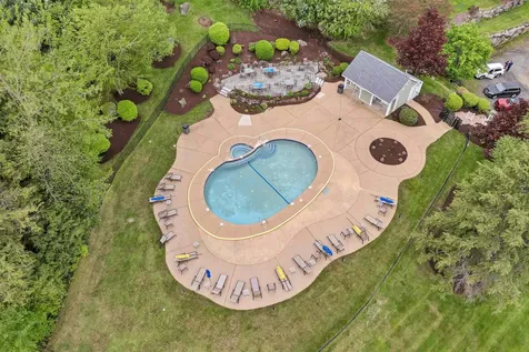 22 Race Point Road Laconia NH 03246