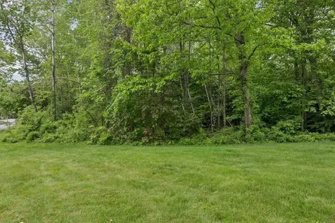 22 Race Point Road Laconia NH 03246