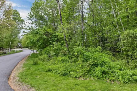 22 Race Point Road Laconia NH 03246