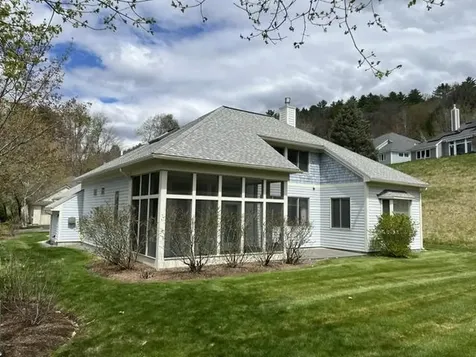 27 Fountain Way Lebanon NH 03784