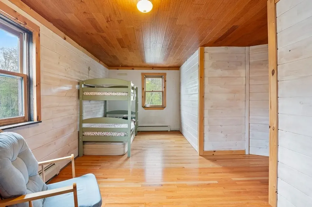 11 Southview Lane Alton NH 03810