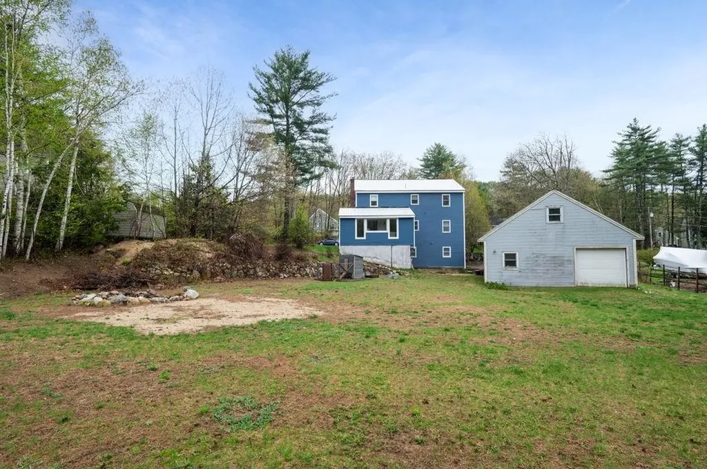 11 Southview Lane Alton NH 03810