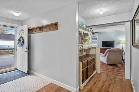 11 Southview Lane Alton NH 03810
