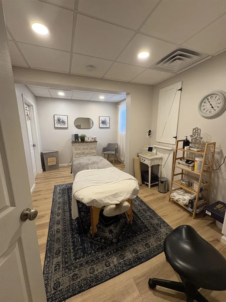 445 Main Street Farmington NH 03835