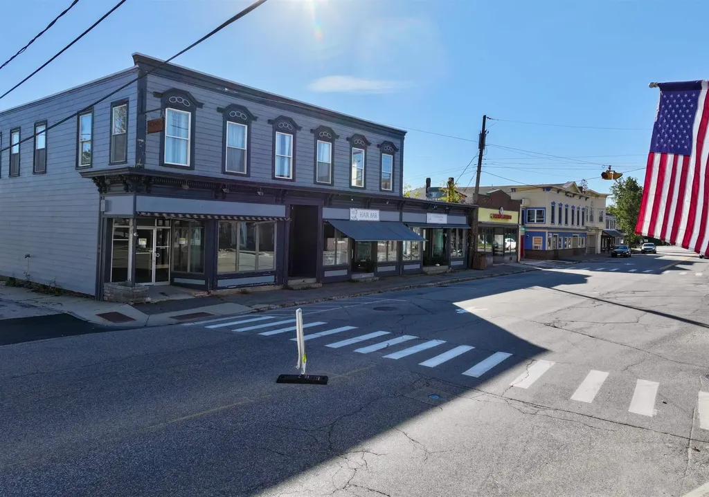 445 Main Street Farmington NH 03835