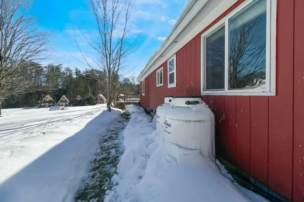 49 Red Sleigh Road Campton NH 03223