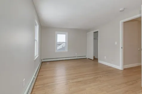 16 Emerson Road Nashua NH 03062