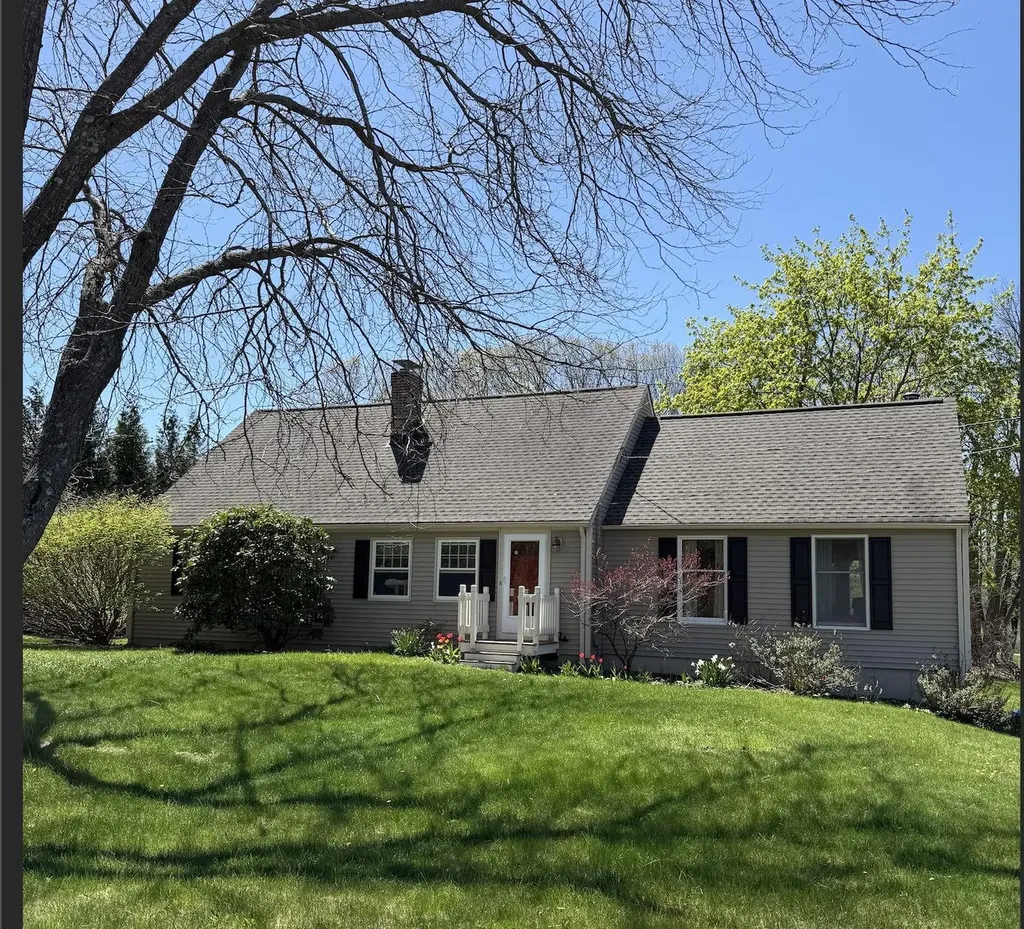 1 Jason Drive Stratham NH 03885