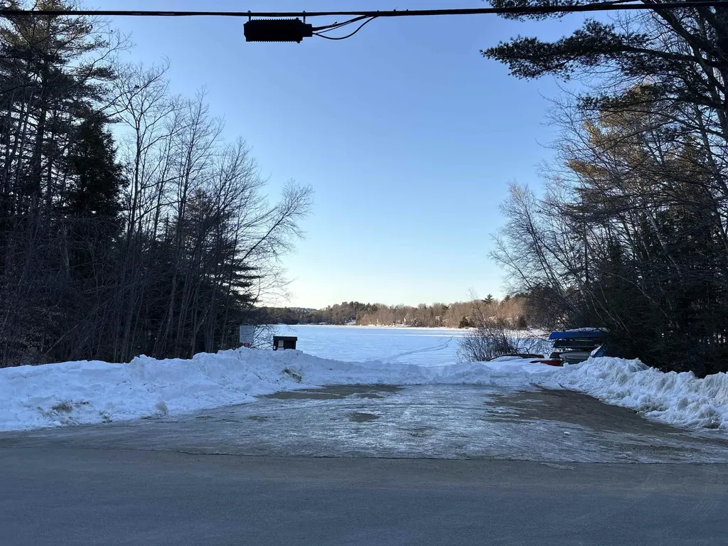 37446 North Shore/washington Drive Barnstead NH 03225