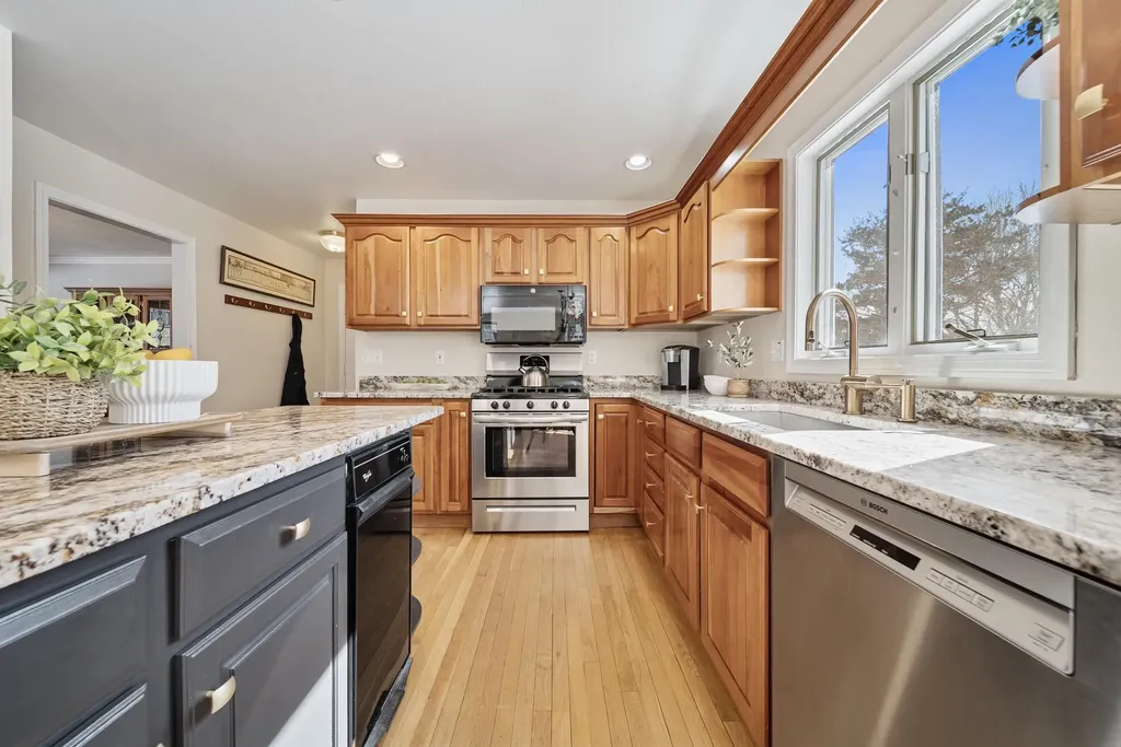 7 Jennifer Lane Amherst NH 03031