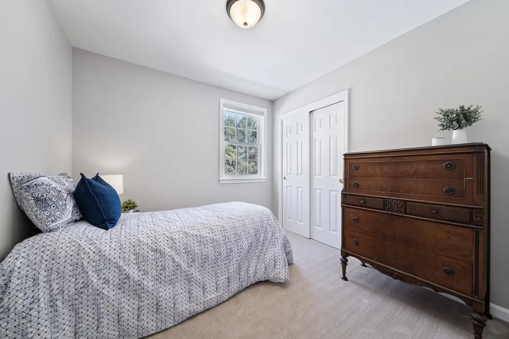 7 Jennifer Lane Amherst NH 03031