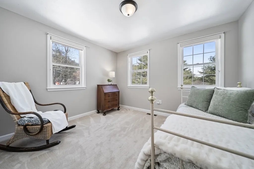 7 Jennifer Lane Amherst NH 03031