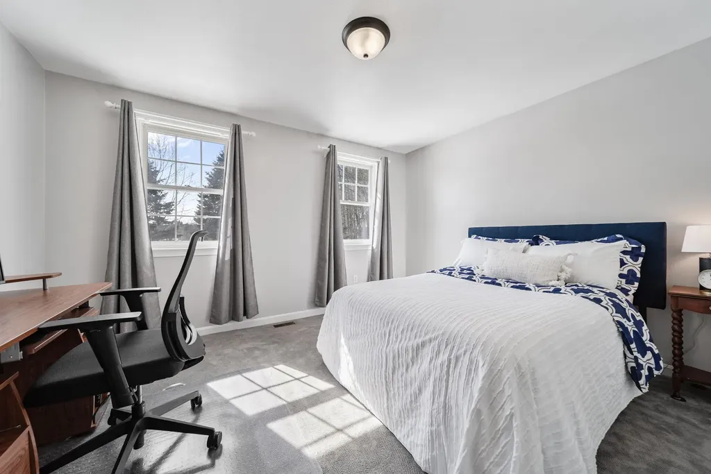 7 Jennifer Lane Amherst NH 03031