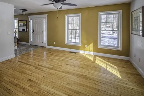 319 Old Concord Turnpike Barrington NH 03825