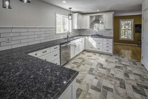 319 Old Concord Turnpike Barrington NH 03825