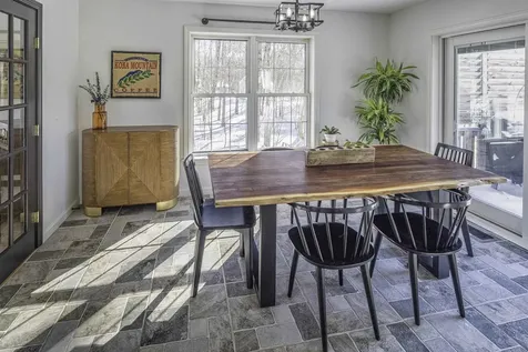 319 Old Concord Turnpike Barrington NH 03825