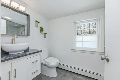 71 Mountain View Drive Peterborough NH 03458