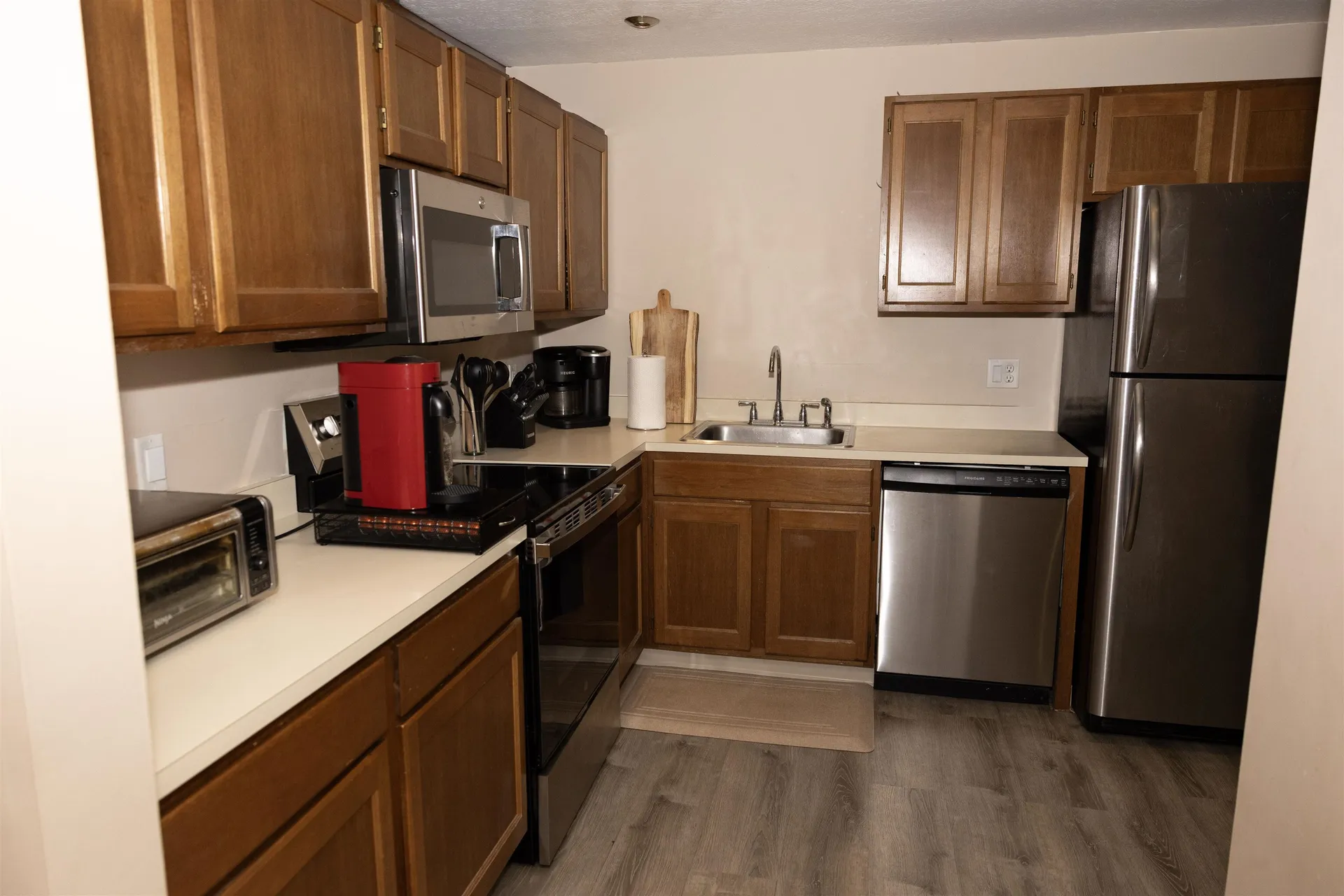3 Fairfax Avenue Derry NH 03038
