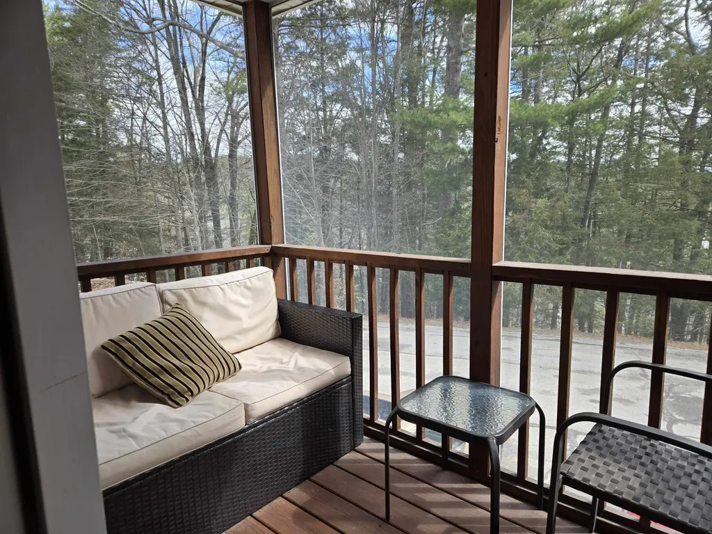 35 Collins Landing Road Weare NH 03281