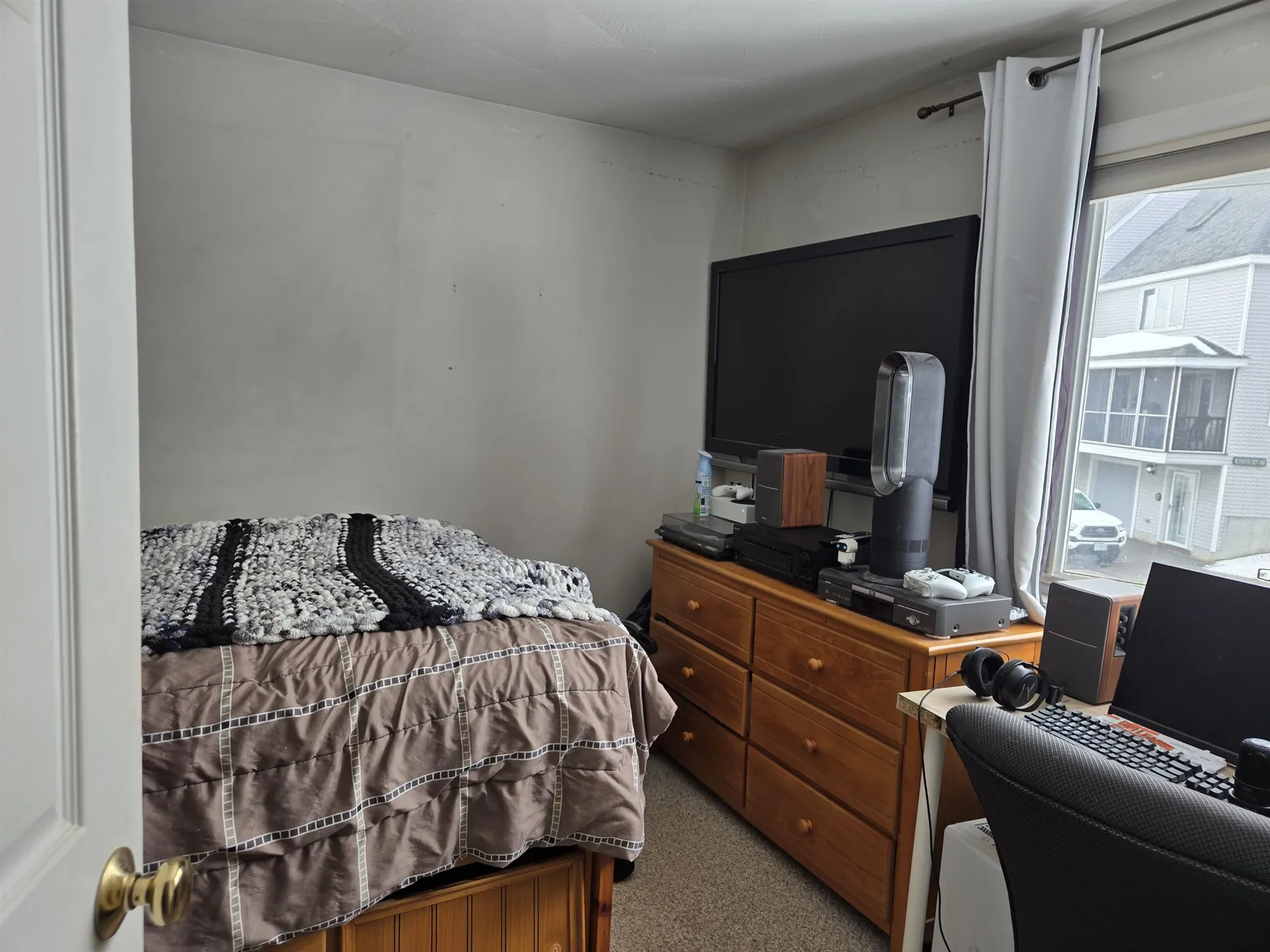 35 Collins Landing Road Weare NH 03281