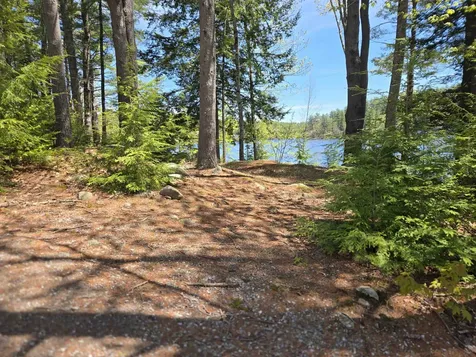 35 Collins Landing Road Weare NH 03281
