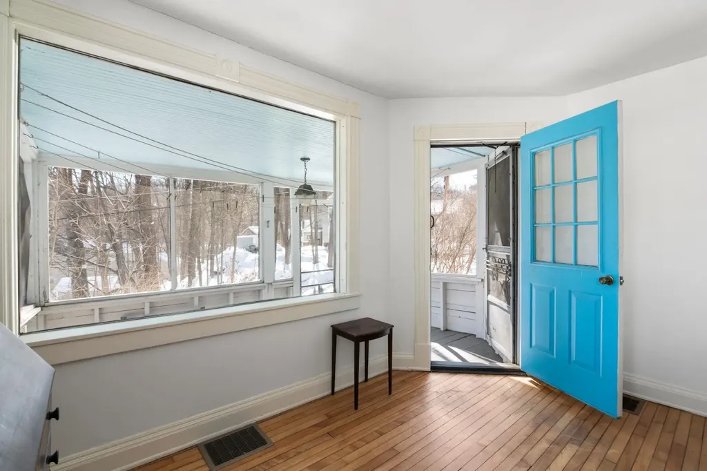 15 West Street Brattleboro VT 05301