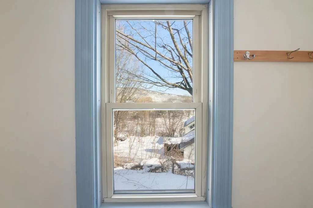 15 West Street Brattleboro VT 05301