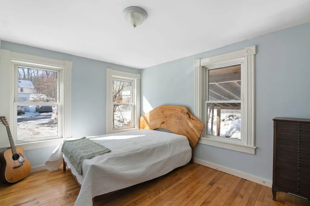 15 West Street Brattleboro VT 05301