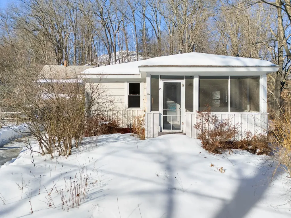 15 West Street Brattleboro VT 05301