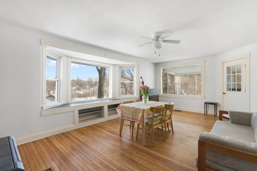 15 West Street Brattleboro VT 05301