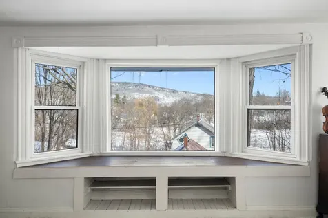 15 West Street Brattleboro VT 05301