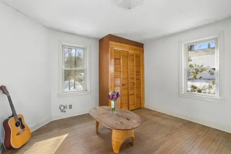 15 West Street Brattleboro VT 05301