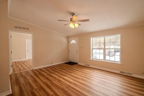 36 Seabreeze Drive North Hampton NH 03862