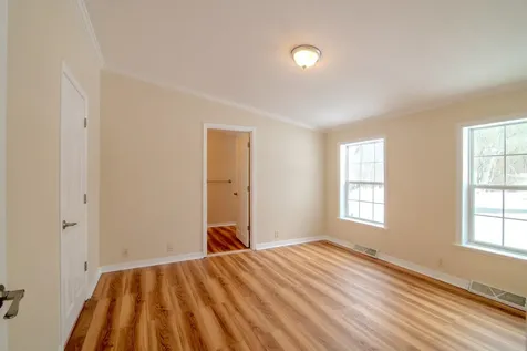 36 Seabreeze Drive North Hampton NH 03862