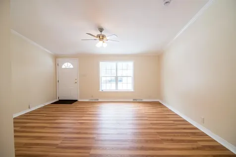 36 Seabreeze Drive North Hampton NH 03862