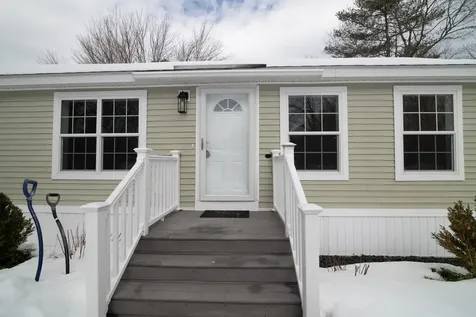 36 Seabreeze Drive North Hampton NH 03862