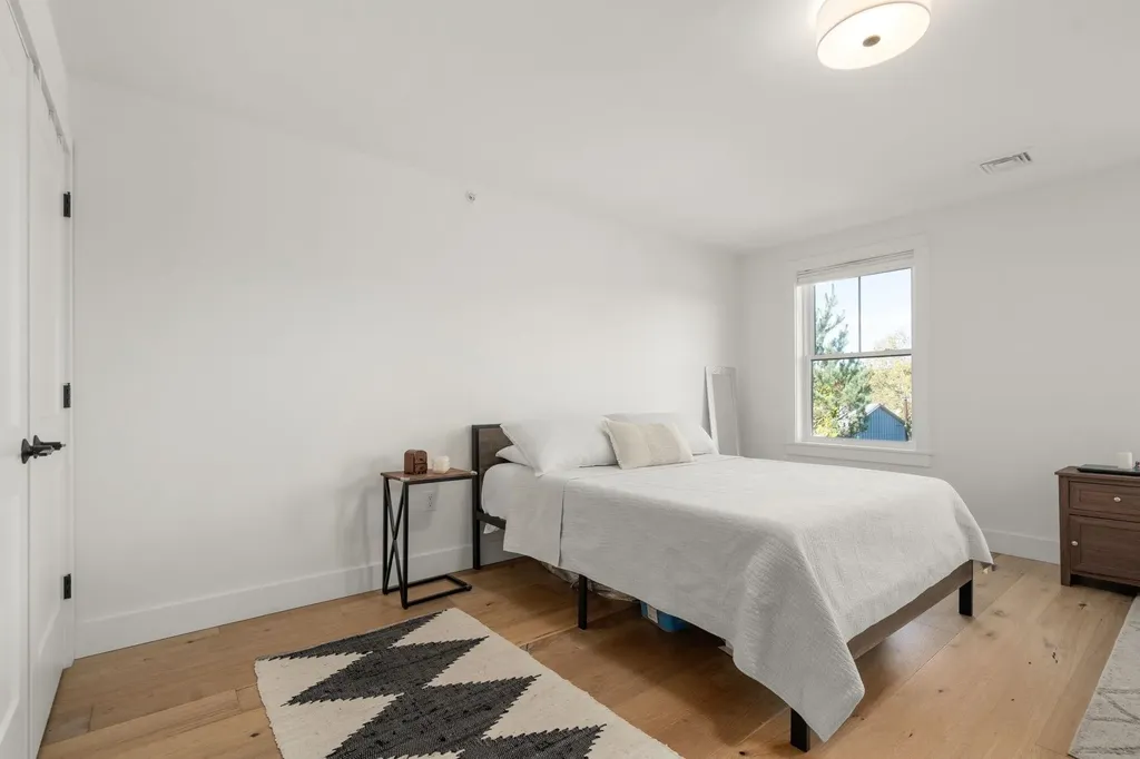 12 Founders Square Greenland NH 03840