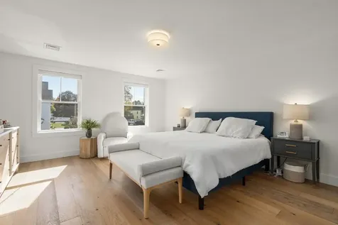 12 Founders Square Greenland NH 03840