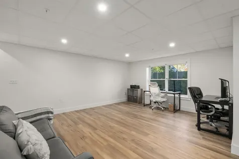 12 Founders Square Greenland NH 03840