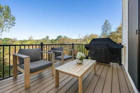 12 Founders Square Greenland NH 03840