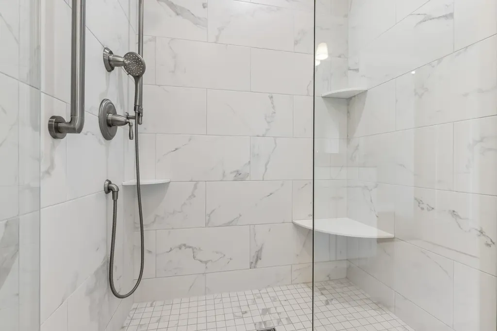 27 Mulberry Lane Epping NH 03042